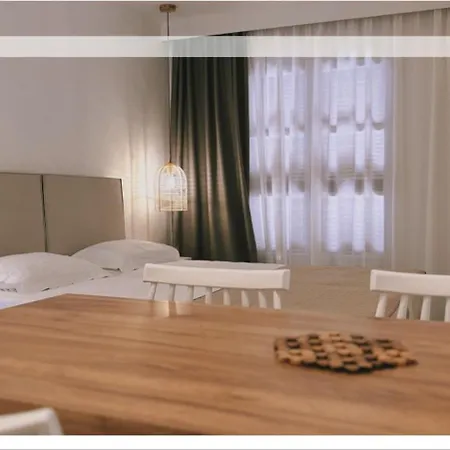 Vaya Zorba Σκιάθος Πόλη