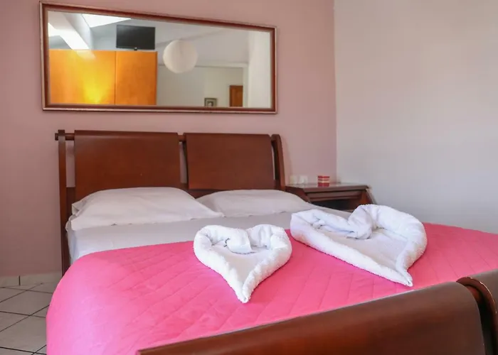 Vaya Zorba Aparthotel Città di Skiathos